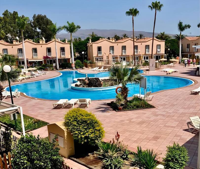 1111 Green Oasis Club San Bartolome Bagian luar foto